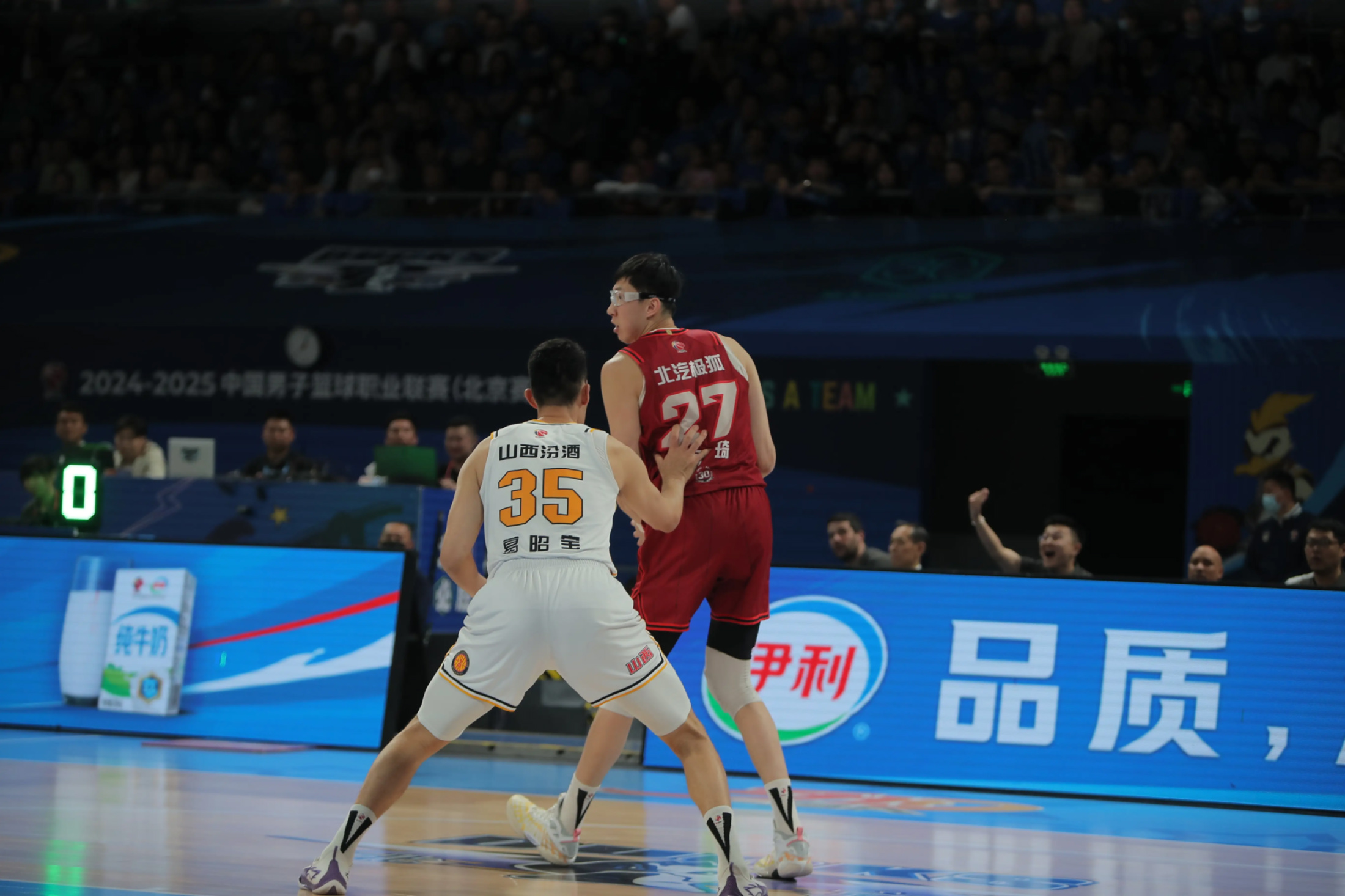 今晨体能课后，北京国安强势反弹备战欧篮联，引发热议，身体对抗强度拉满 -ewc官网入口