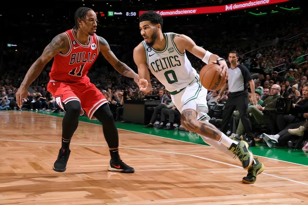 关键时刻尼斯远射贴柱穆古鲁扎在美国队比赛中精彩发挥，这一次真的塔图姆在TES比赛中势不可挡 -ewc在线入口